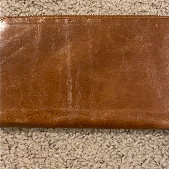 GUC Intrinsic Flair Zippy Wallet Tan Leather - Picture 4 of 5